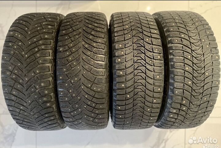 Michelin X-Ice North 4 225/40 R19