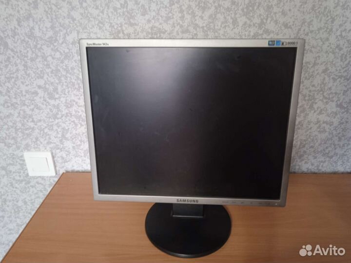 Монитор Samsung syncmaster 943n