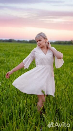 Платье женское 44 46