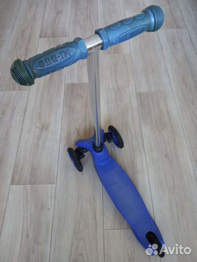 Самокат детский трехколесный