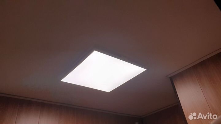 Светильник потолочный светодиодный бу