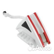 Магнитная щетка для окон