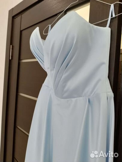 Вечернее платье в пол 44