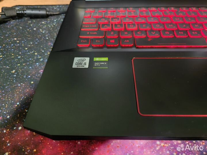 Acer Nitro AN 517-52 на GTX 1650