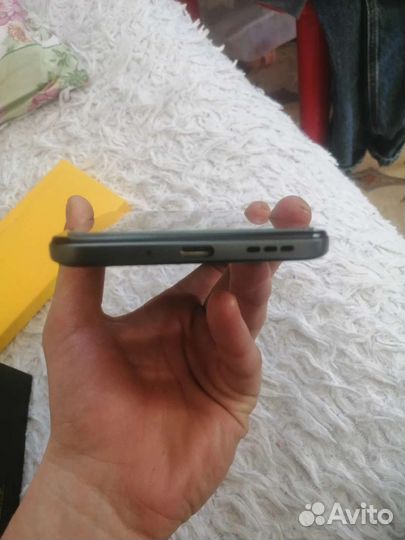 Мобильные телефоны