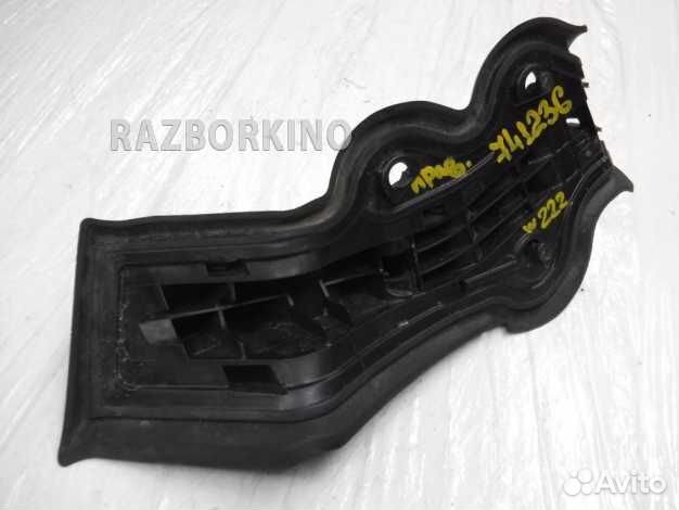 Накладка моторного отсека