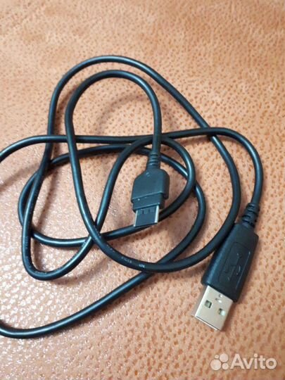 Кабель от телефона Samsung к компьютеру usb