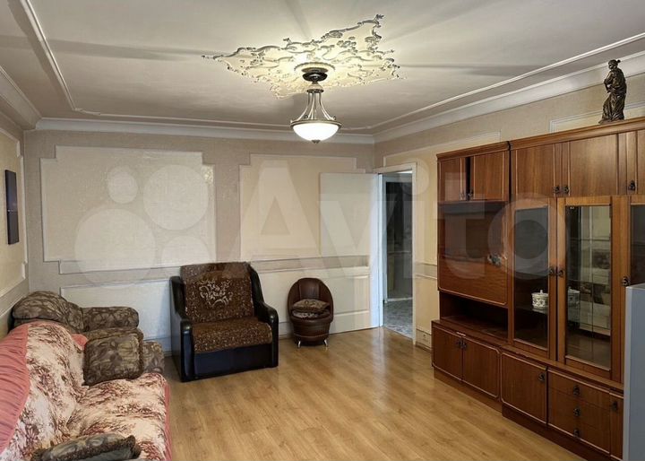 2-к. квартира, 57 м², 3/12 эт.