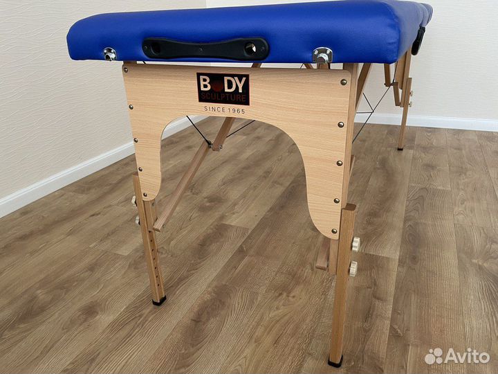 Массажная кушетка