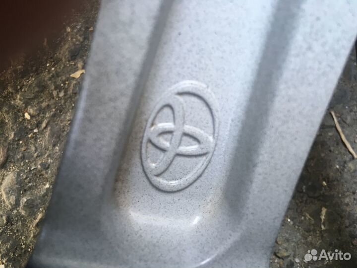 Made in japan оригинал toyota crown Диски