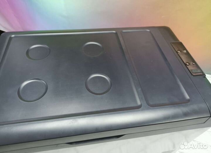 Автомобильный холодильник 12/24/220в