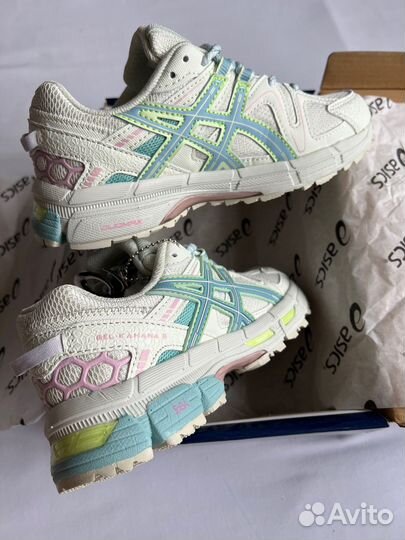 Кроссовки женские asics gel kahana