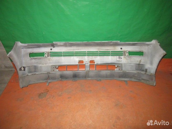 Бампер передний Toyota BB NCP31