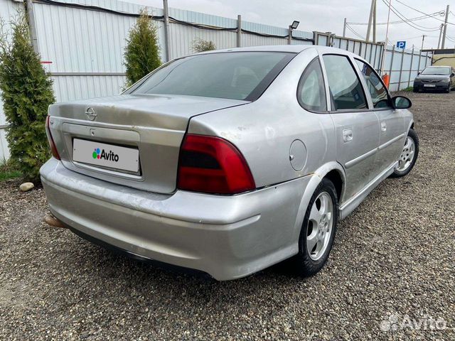 Opel Vectra 1.6 МТ, 1999, 235 600 км