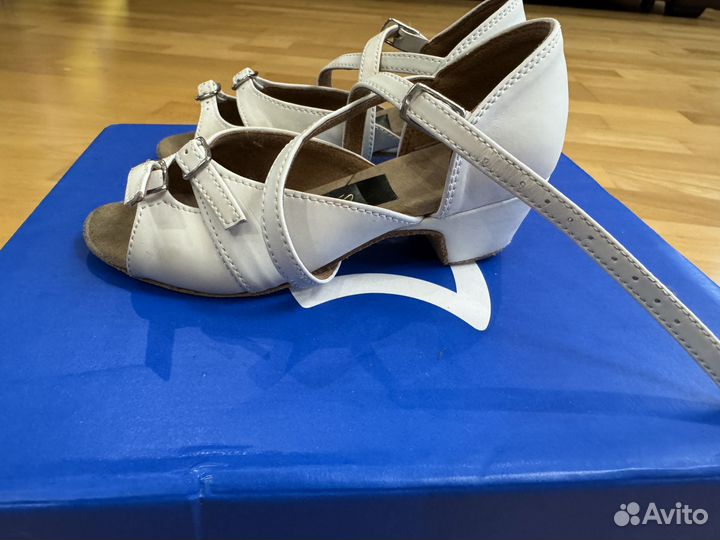 Рейтинговые туфли для бальных танцев Соло плюс