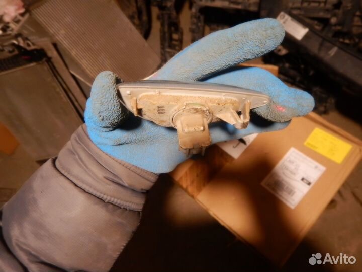 Повторитель поворота левый Hyundai Creta 1