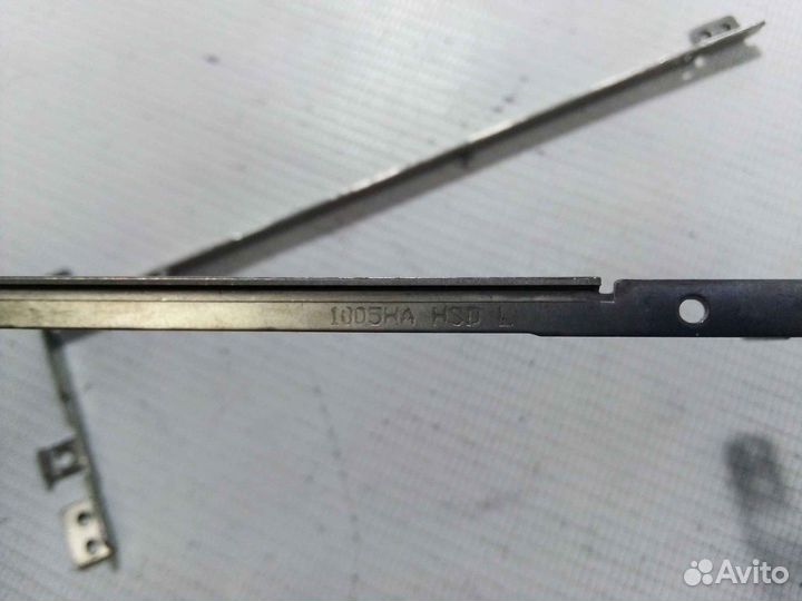 Петли для Asus Eee PC 1001P
