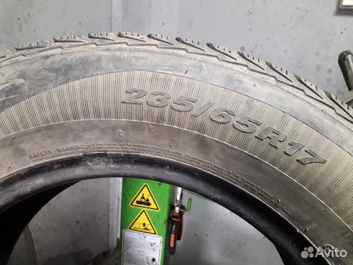 Nexen Winguard Ice SUV 235/65 R17