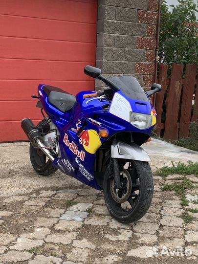Honda cbr 600 f2
