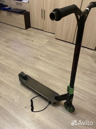 Трюковой самокат