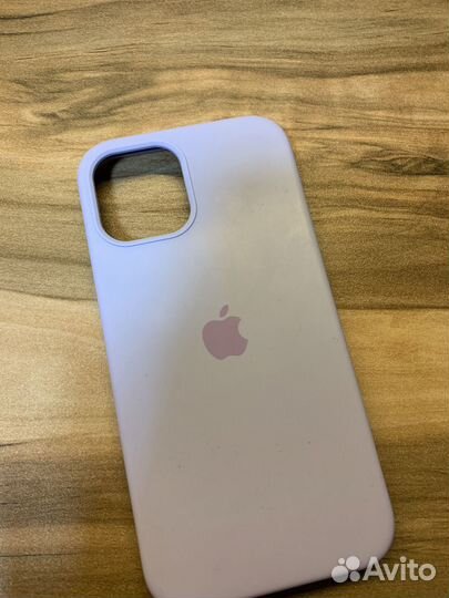 Чехол на iPhone 12