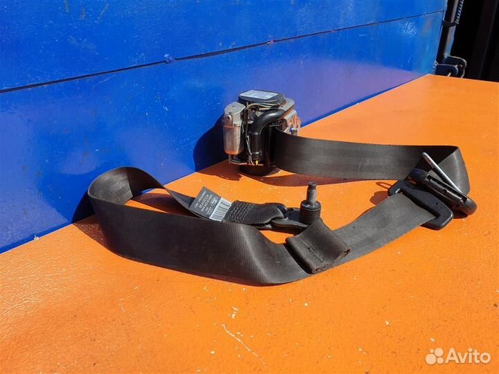 Ремень безопасности передний правый Ford Focus 3