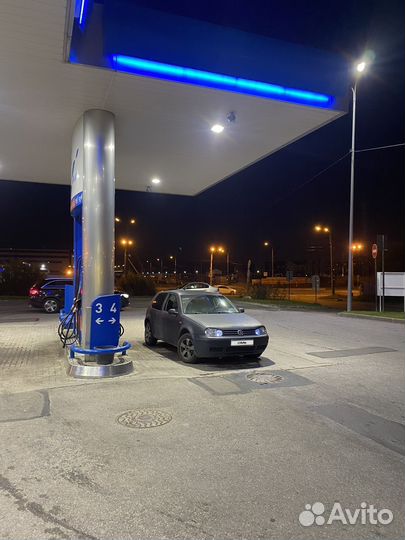 Volkswagen Golf 1.6 МТ, 1999, 315 000 км