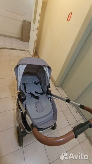 Прогулочная коляска 2 в 1 Maxi-Cosi Adorra