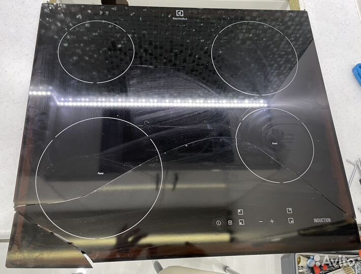 Варочная панель индукционная Electrolux