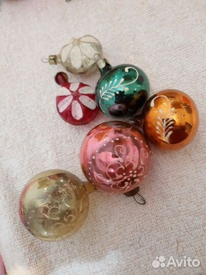 Шары, игрушки на ёлку времён СССР