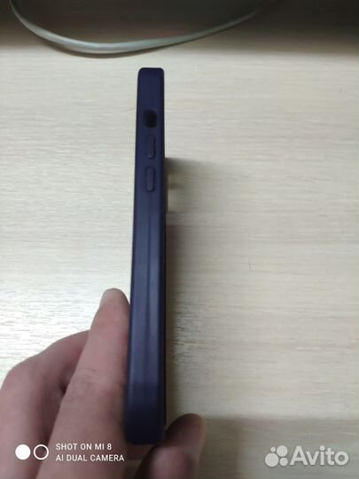 Чехол на iPhone 15