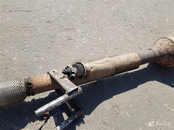 Труба выхлопная (Глушитель) фольскваген Crafter 1