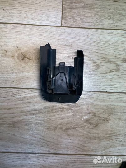 Пластик салазок сидения volvo s40 30662555