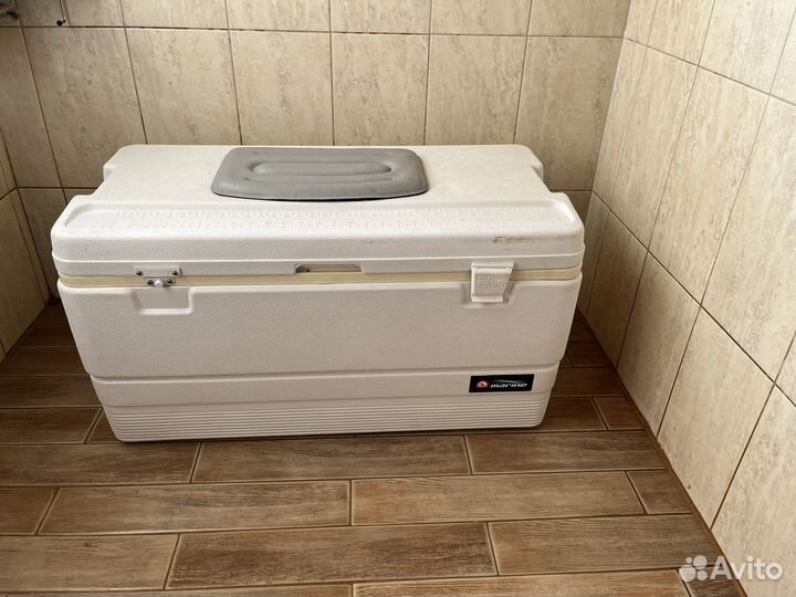 Изотермический контейнер igloo 94L