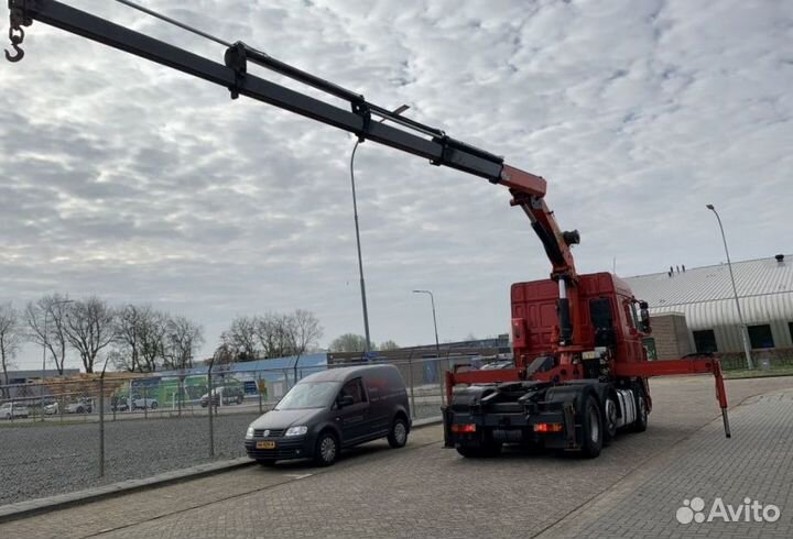 В разборке грузовик DAF, XF 95 2002-2005