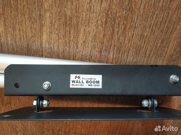 Комплект студийного света Falcon Eyes