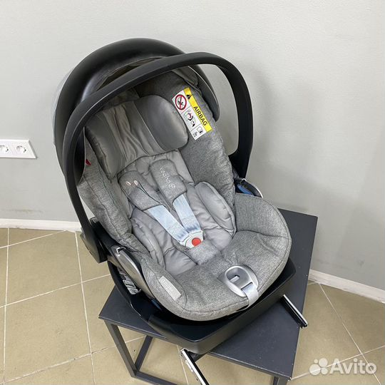 Cybex Cloud с базой Isofix