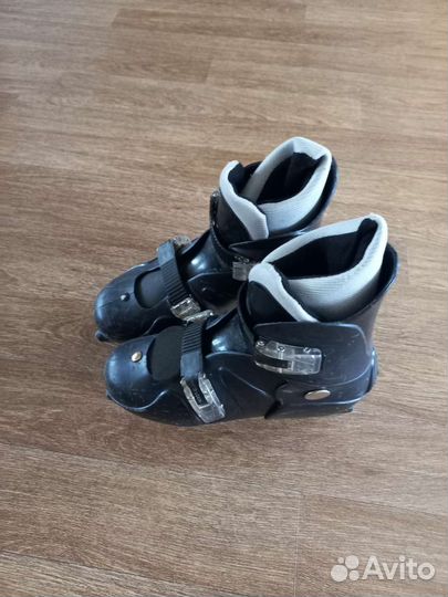 Коньки хоккейные