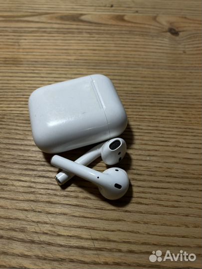 Наушники airpods