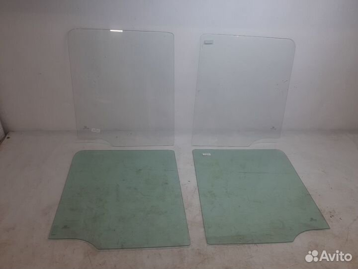 Стекло двери опускное Daf XF 105 XF 95 XF