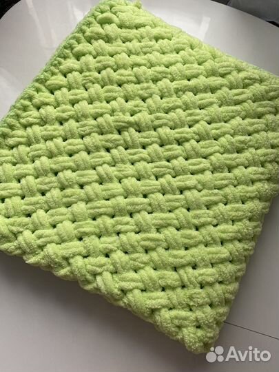 Плед детский вязаный ручная работа