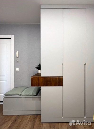 Шкаф распашной