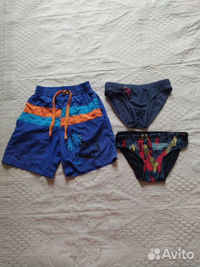 Шорты и плавки на мальчика 7-10 лет