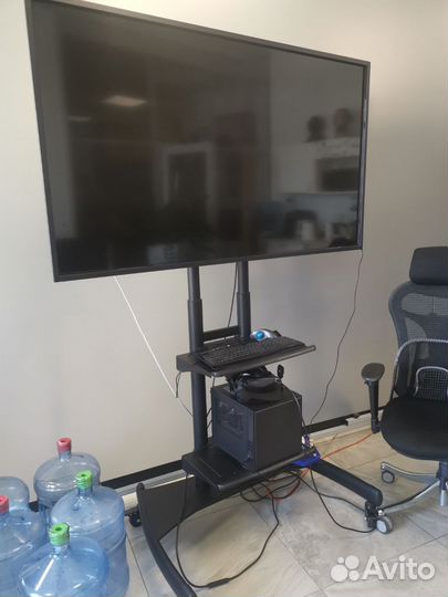 Стойка под телевизор