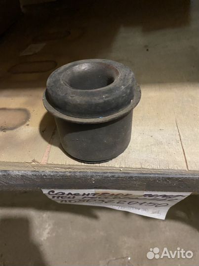 Подушка двиг volvo VNL, 8084704