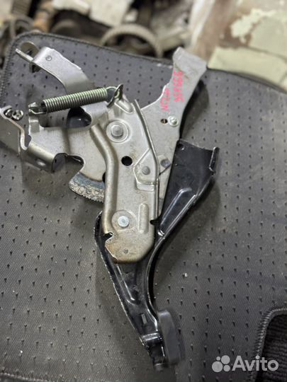 Педаль стояночного тормоза Toyota bb raum funcargo