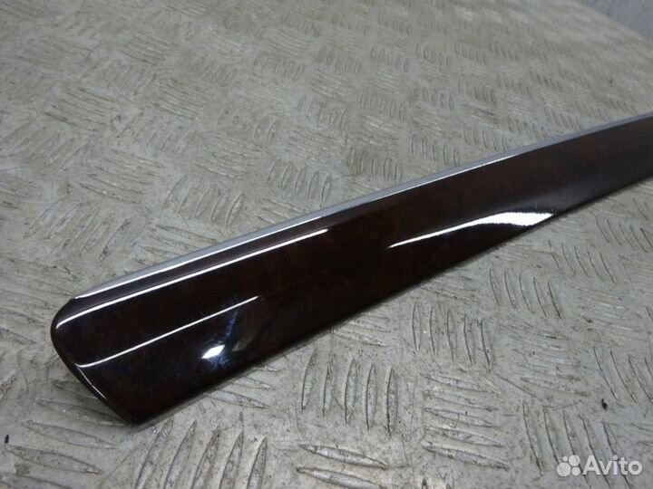 Накладка обшивки двери Мерседес 164