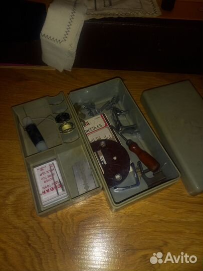 Швейная машина Радом