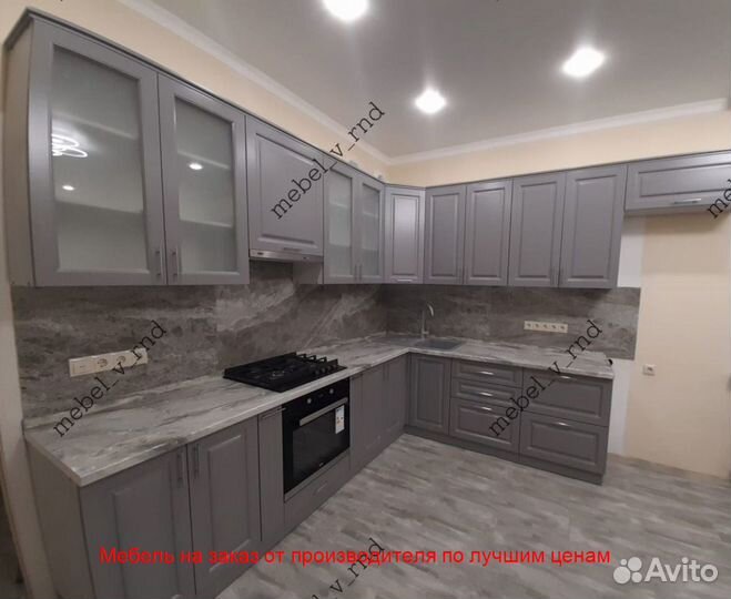 Кухонный гарнитур / Кухни на заказ