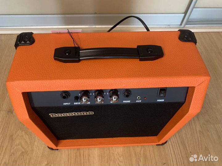 Комбоусилитель Bosstone 15or + Шнур + Медиаторы